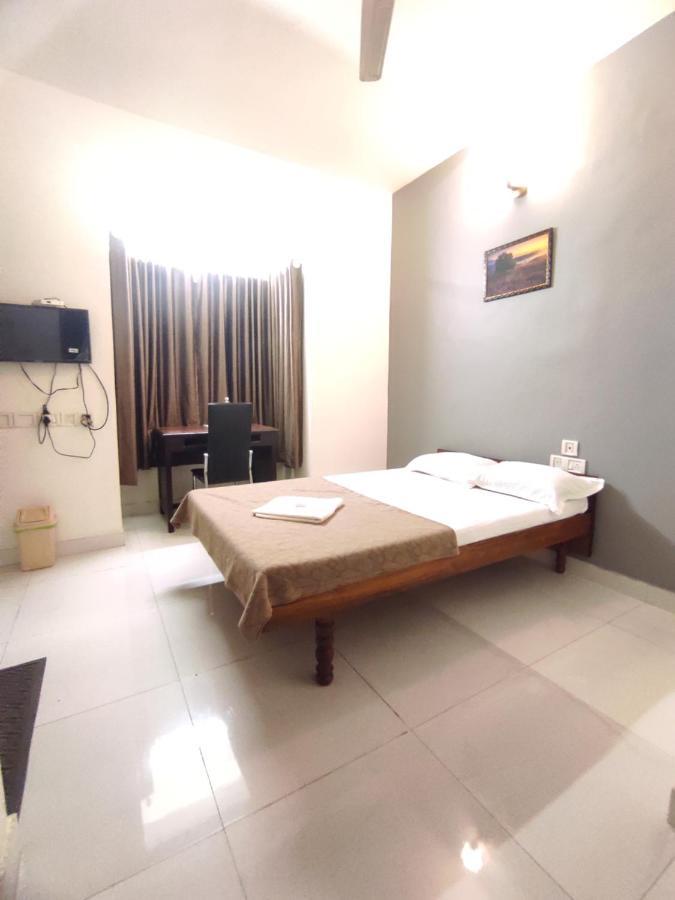 דירות Kochi Orkuz Residency מראה חיצוני תמונה