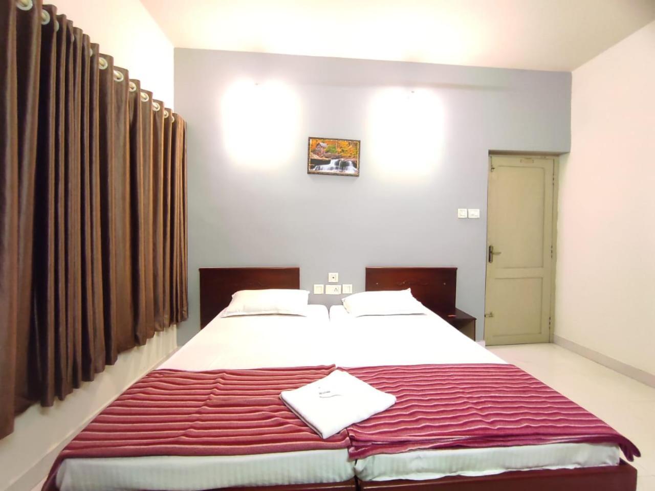 דירות Kochi Orkuz Residency מראה חיצוני תמונה